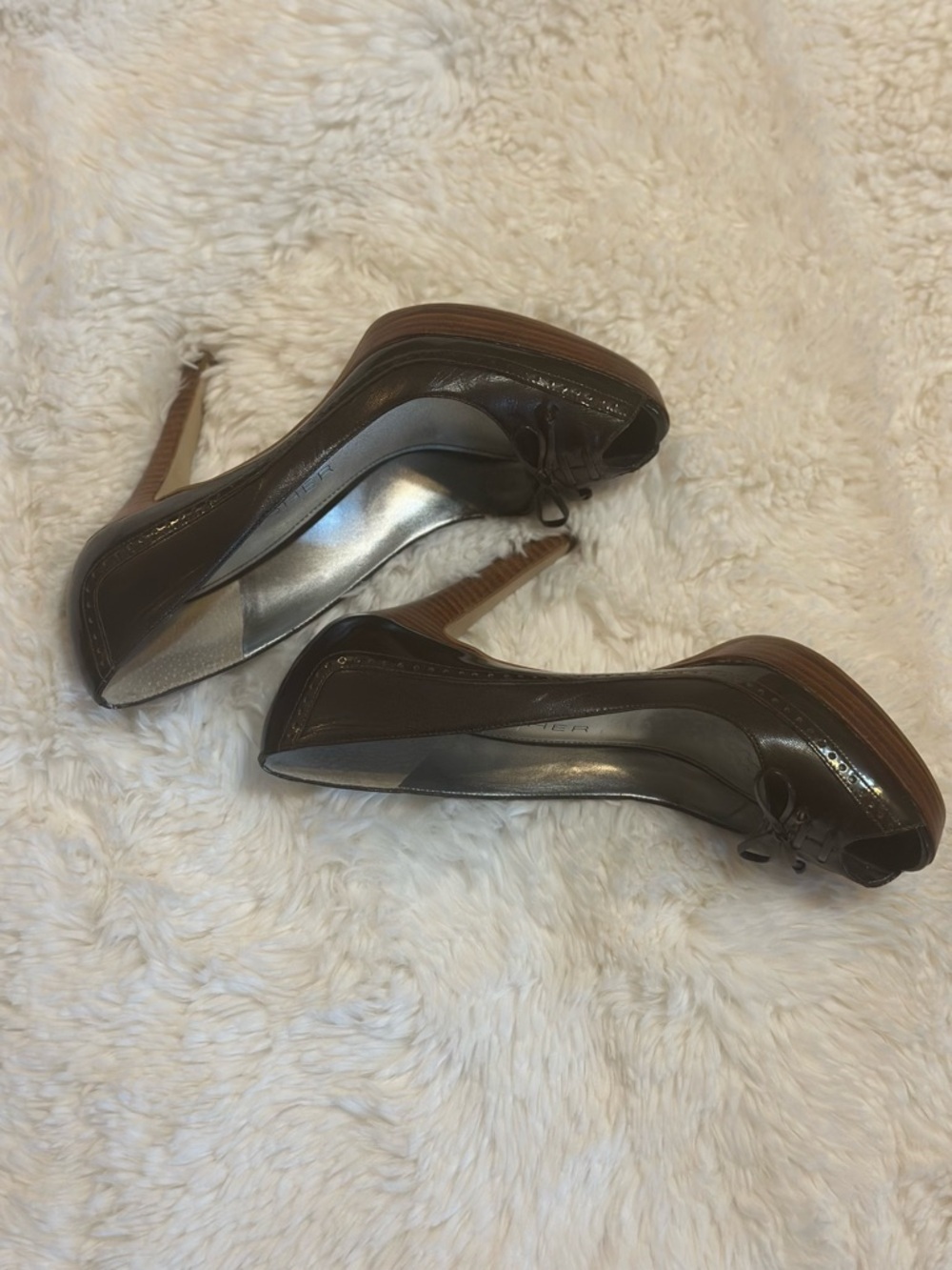Marc Fisher Brown Leather Peep Toe Platform Heels Size 8 Classic Work Pumps - Picture 15 of 16